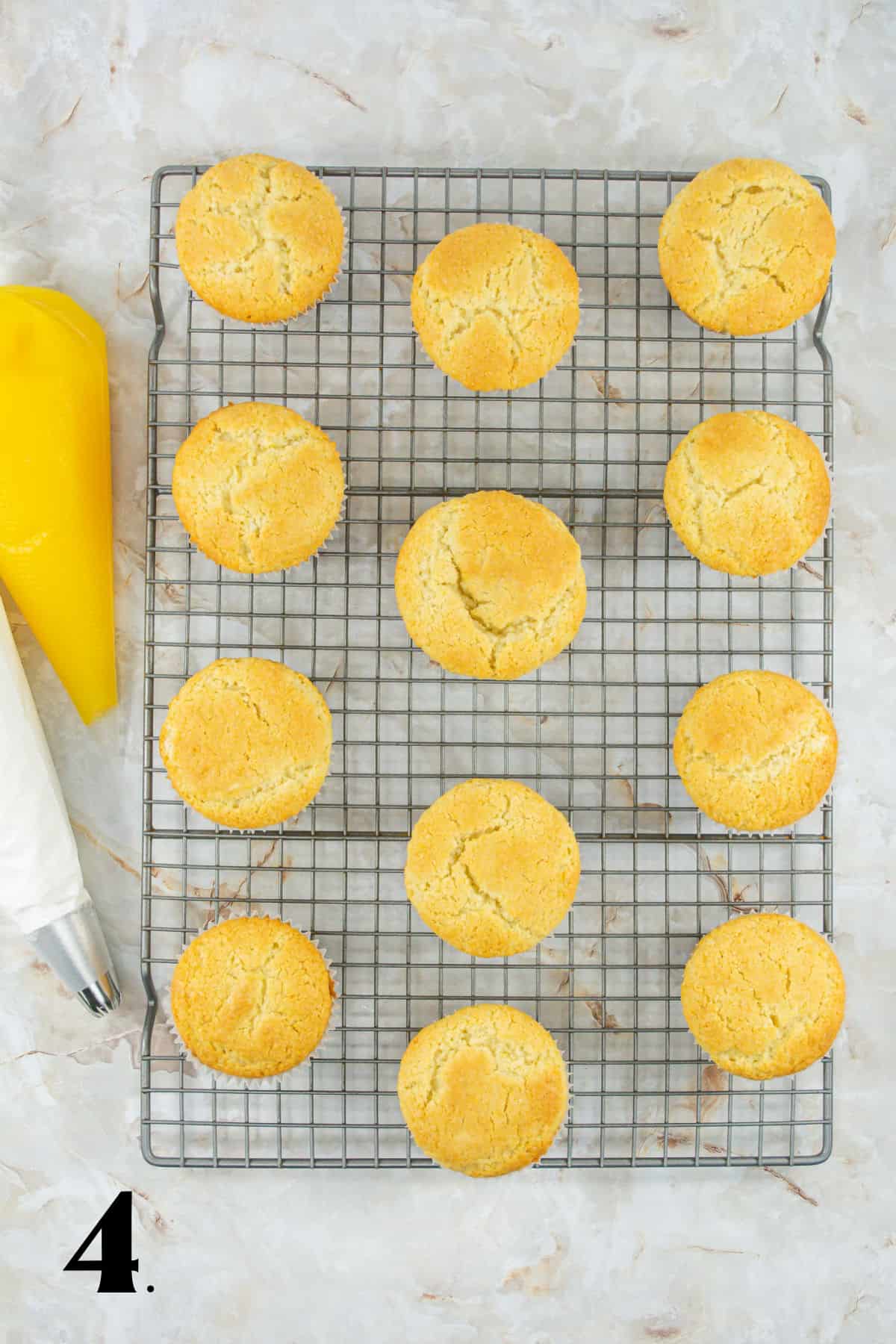 How to Make Lemon Meringue Cupcakes Step 4