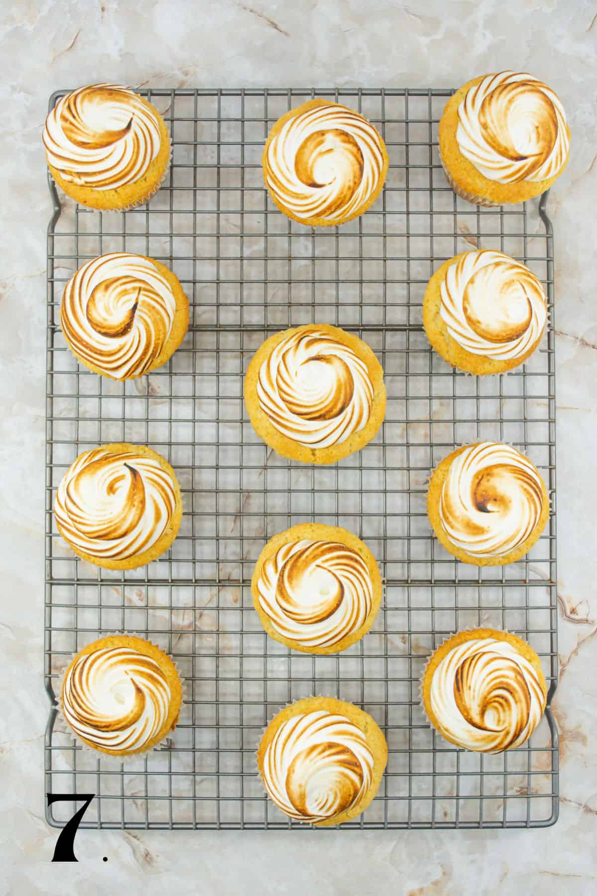 How to Make Lemon Meringue Cupcakes Step 7