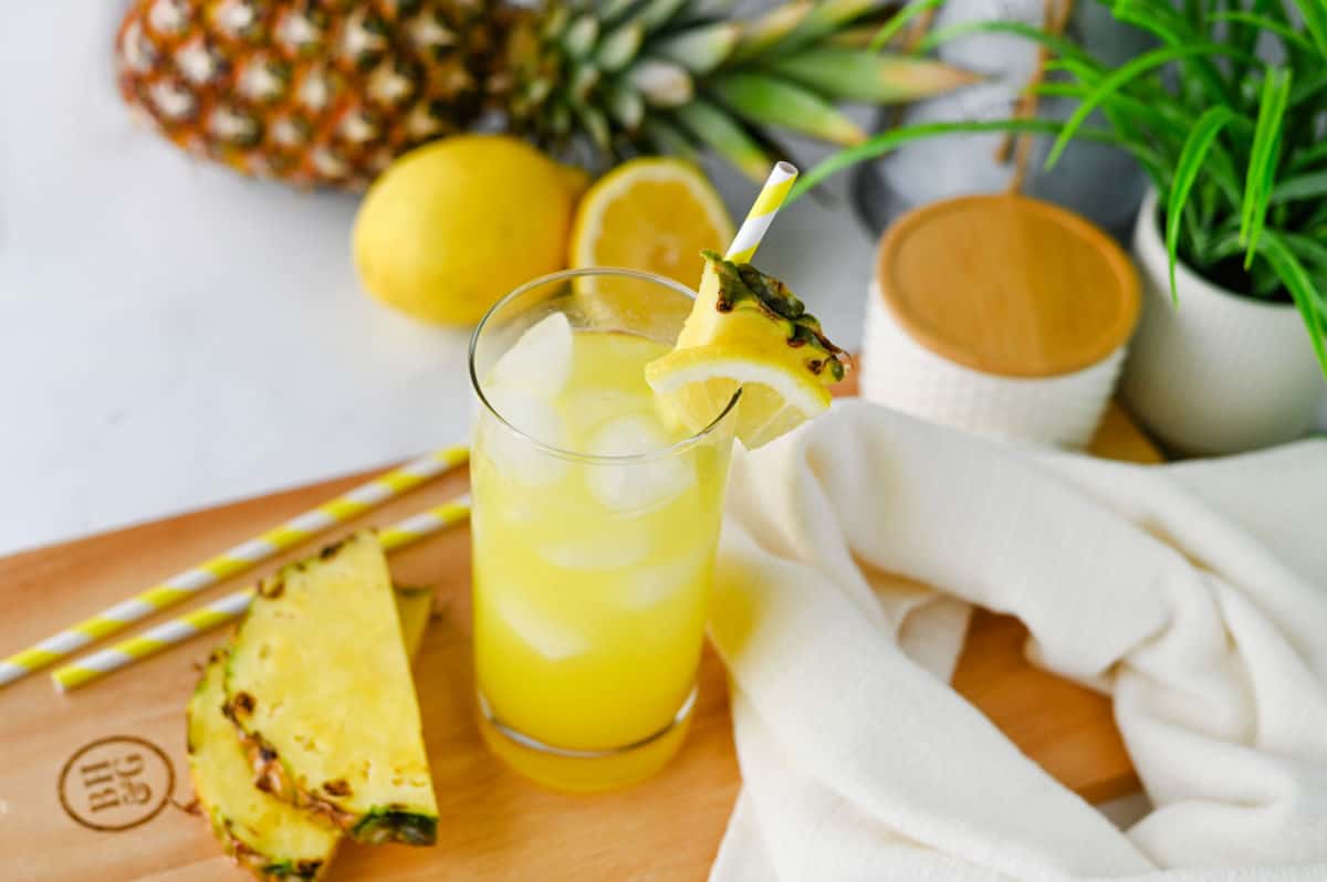 Best Pineapple Lemonade