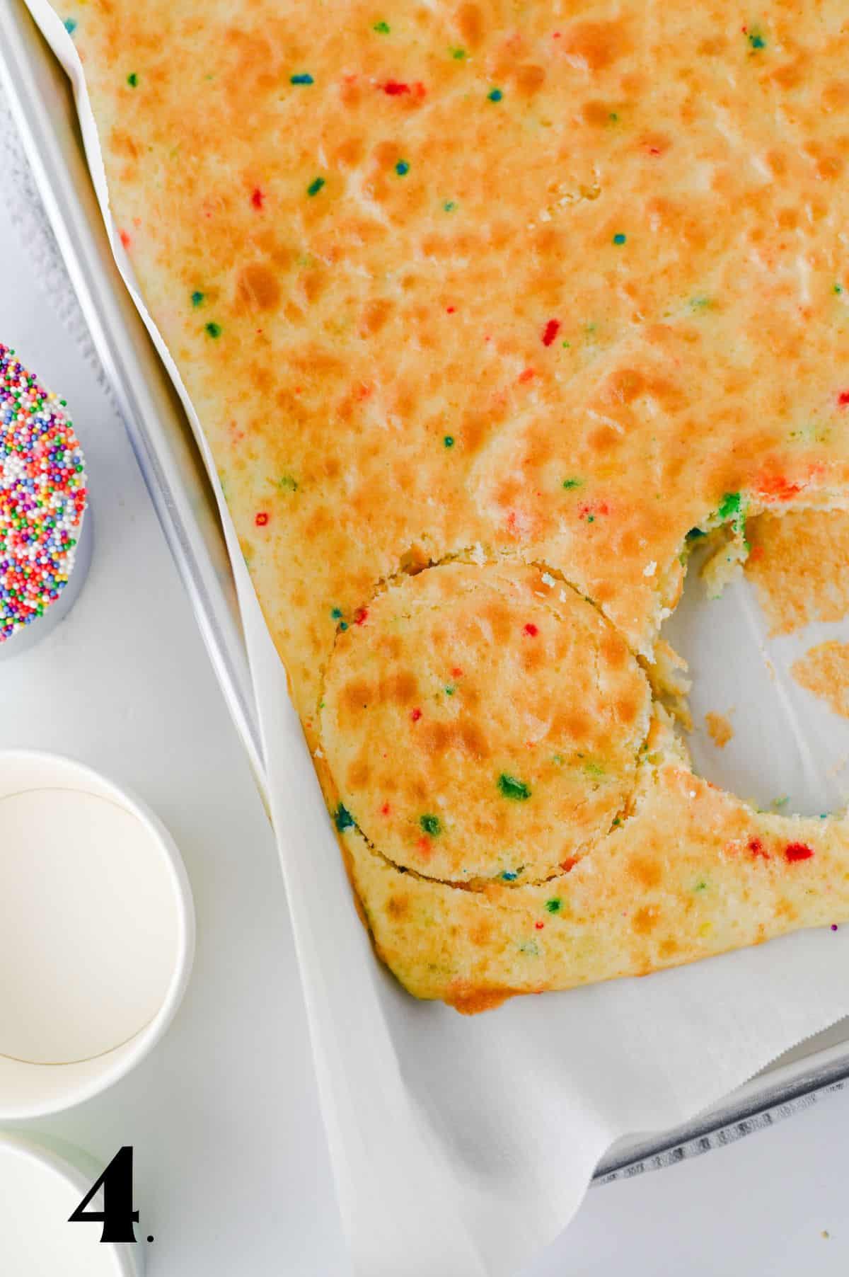 How to Make Dot Cakes Step 4