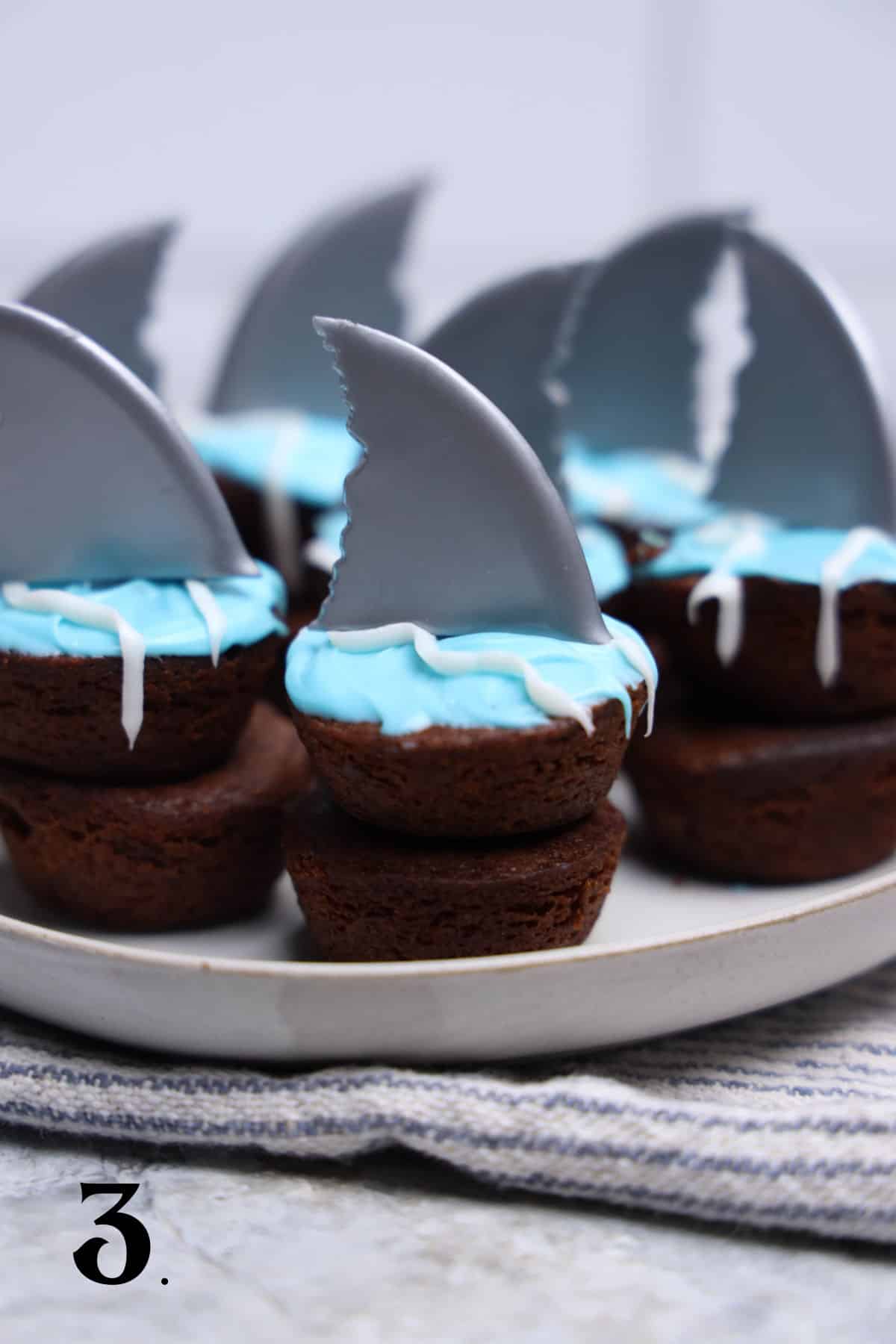 How to Make Shark Brownies Step 3