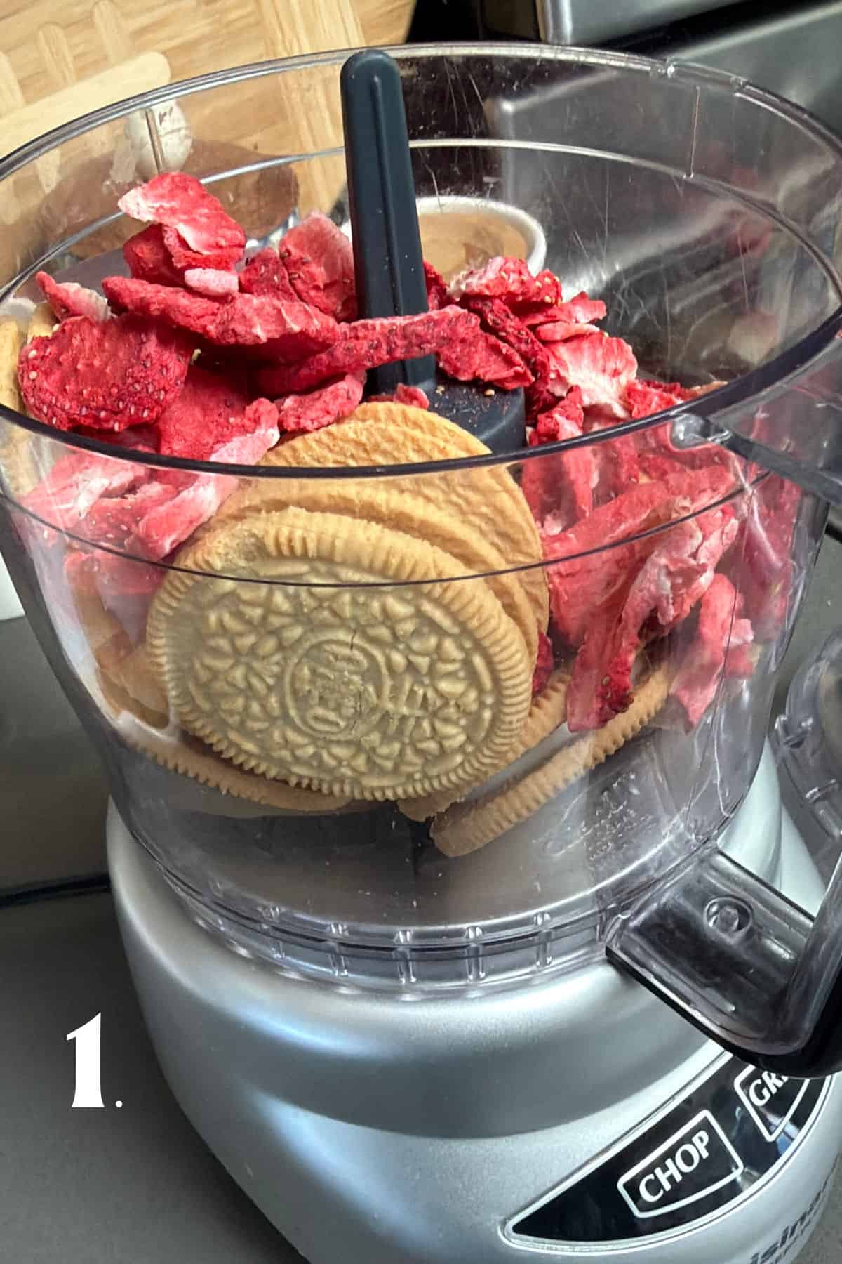 How to make Strawberry Crunch Topping Step 1