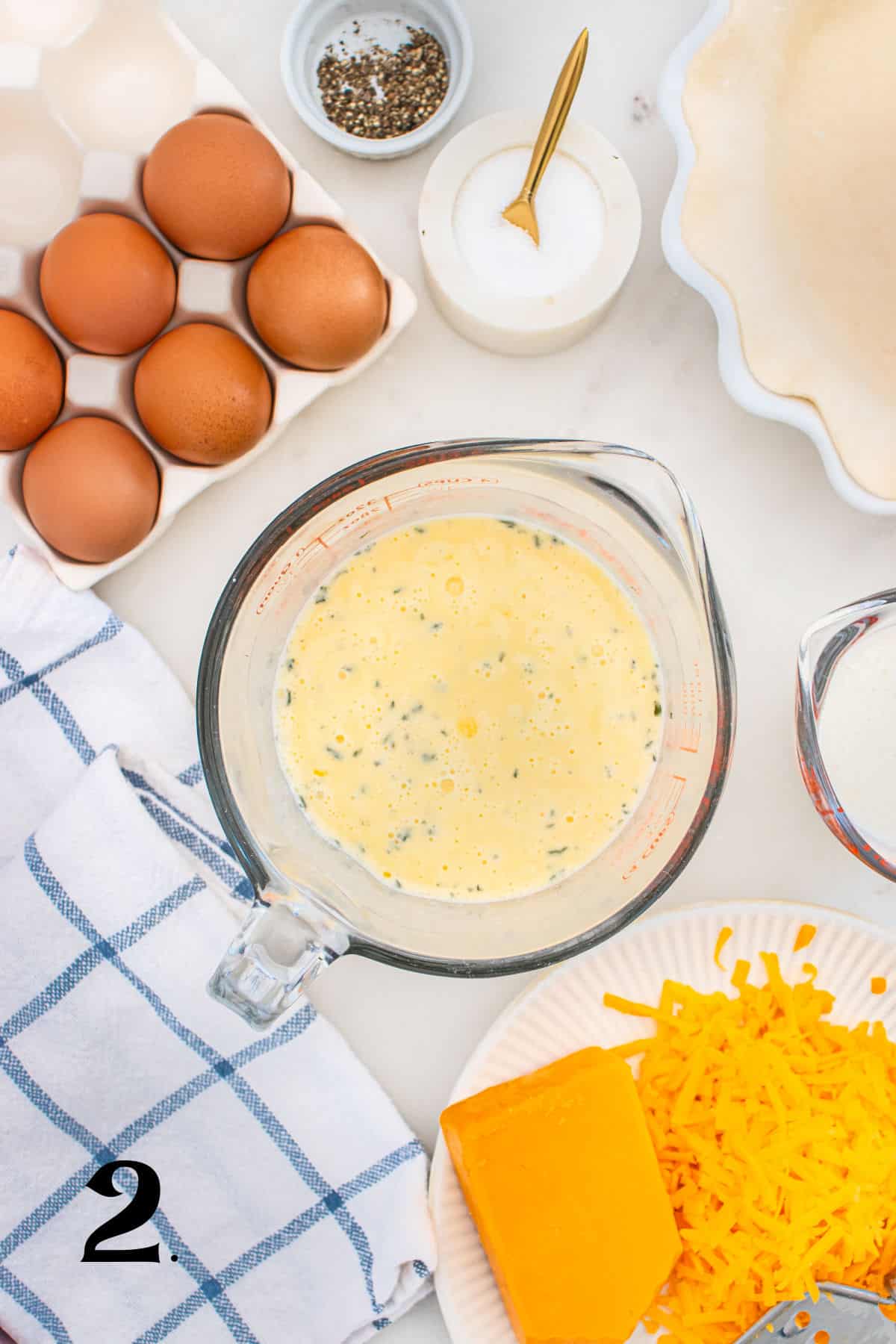 How to Make Sausage Quiche Step 2