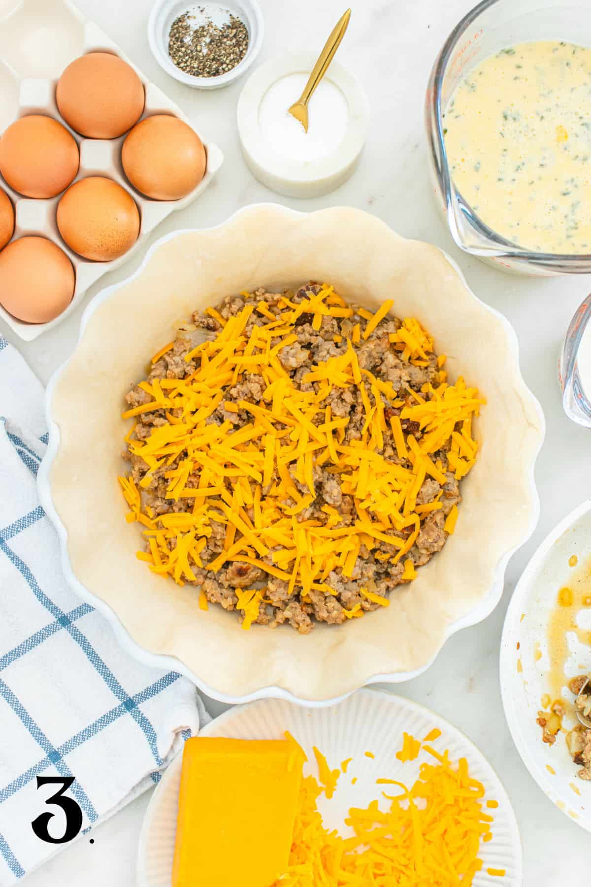 How to Make Sausage Quiche Step 3