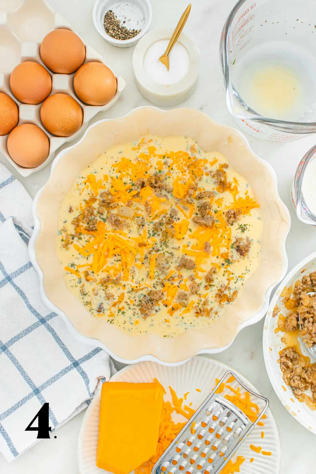 How to Make Sausage Quiche Step 4