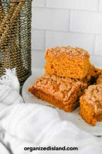 Easy Pumpkin Coffee Cake bars on plate.