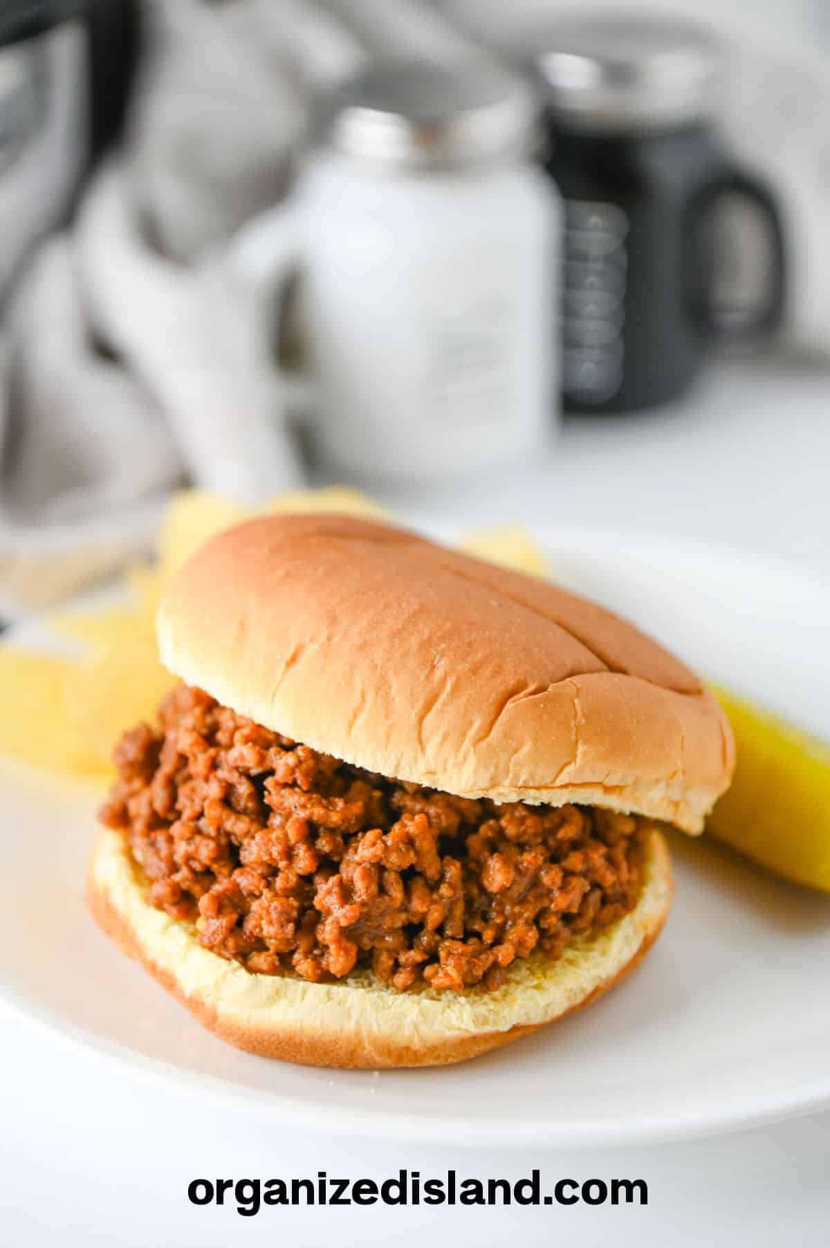 Easy Crock Pot Sloppy Joes