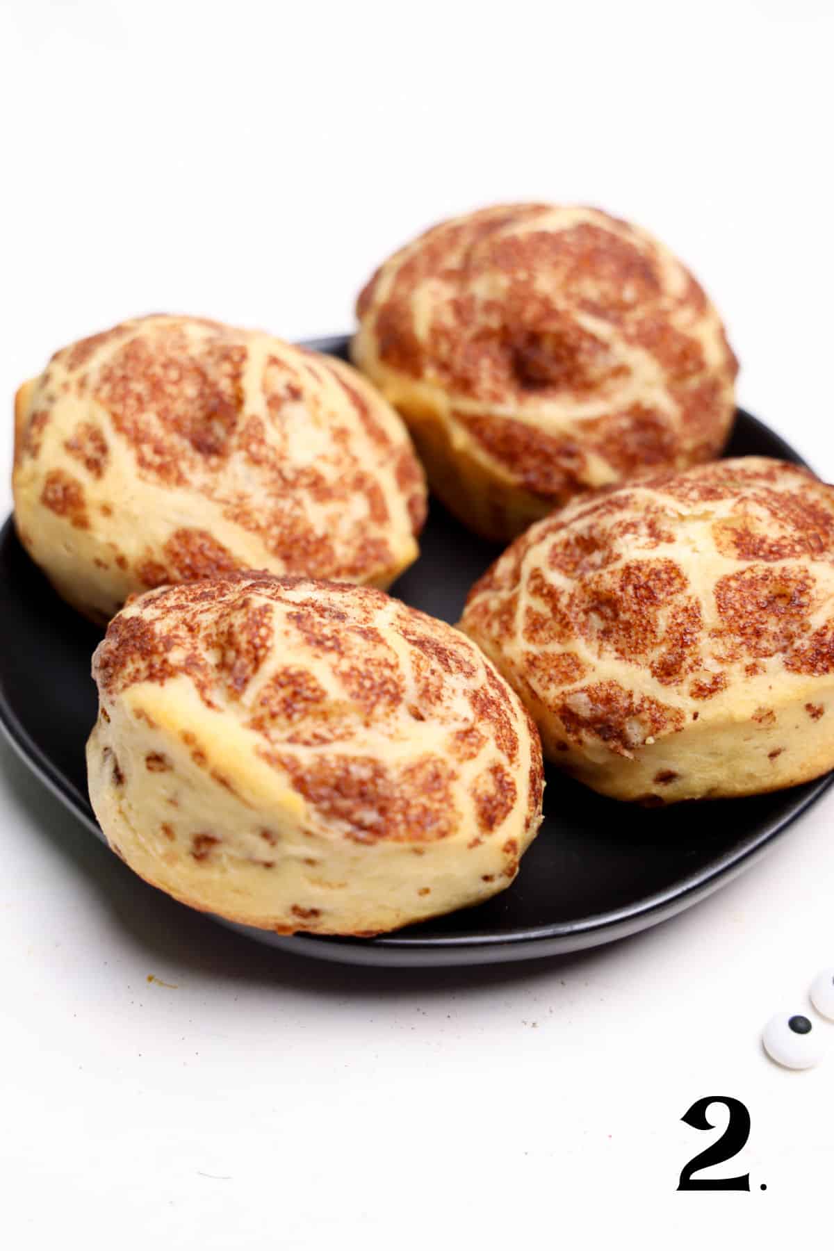How to Make Spider Cinnamon Rolls Step 2
