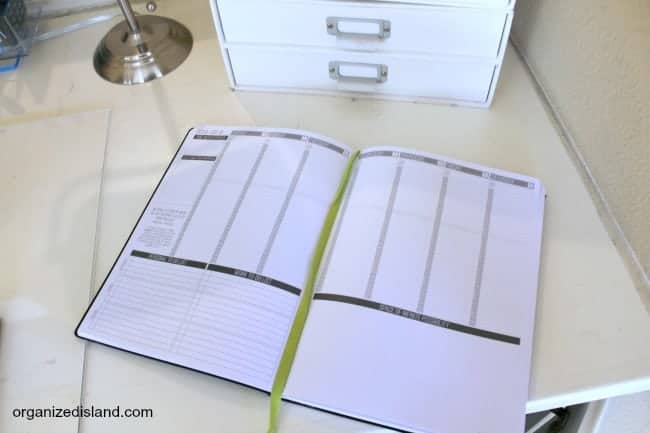 A look at several features to consider when choosing a planner for 2017