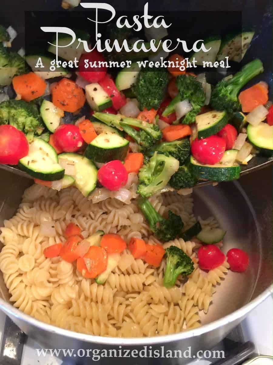 #meatlessMonday meal idea Type a Board Name Looking for a tasty way to incorporate fresh vegetables into dinner? This lovely pasta primavera recipe is tasty and so easy! 