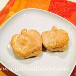 Mini apple tarts - so cute and easy to make!