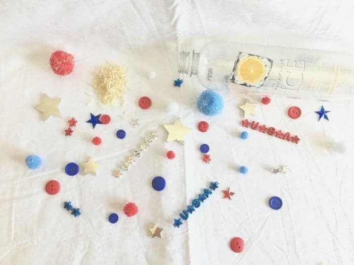 Easy 4th of July craft for kids. Not only is this fun to make, kids can use these to play with!
