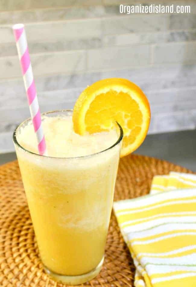 banana smoothie with orange juice