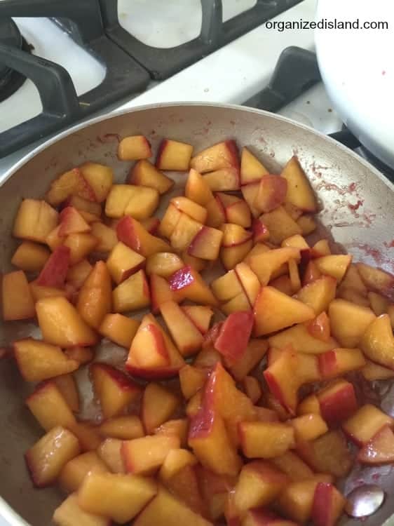 Fresh peaches make this no churn ice cream recipe delicious!