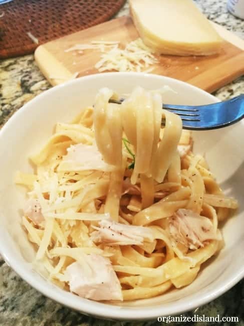 Really tasty light Fettuccini recipe. You will not even know that it has been lightened. Only 11 WW points.