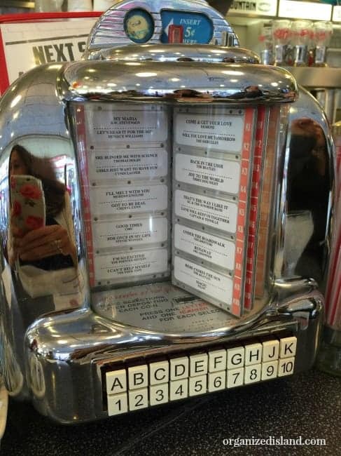 Visit to Johnny Rockets from Orange County Food Blogger