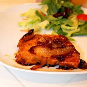 Skillet Pork Chops - a great weeknight dinner!
